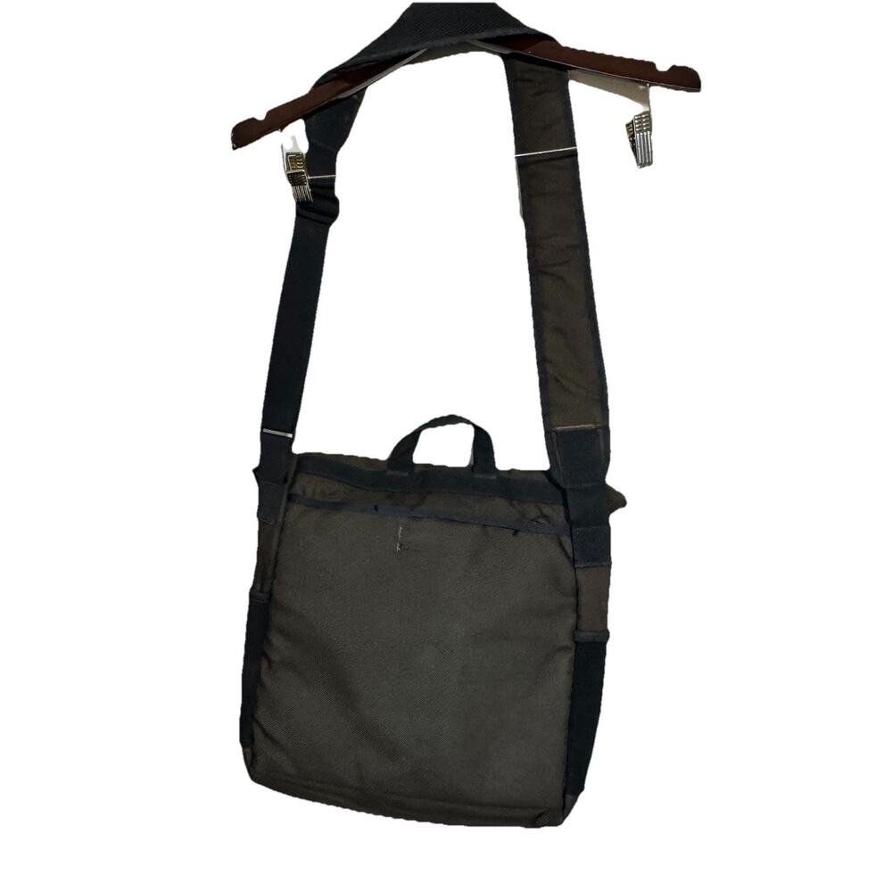 Vintage Patagonia Vertical Mass Crossbody Sling Bag Gray Travel Laptop Messenger - Picture 5 of 15
